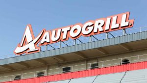 L'insegna di un classico autogrill - fonte depositphotos.com - autoruote4x4.com