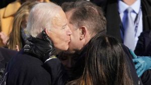 Joe Biden, il suo nuovo amore è un lui - fonte Ansa Foto - autoruote4x4.com