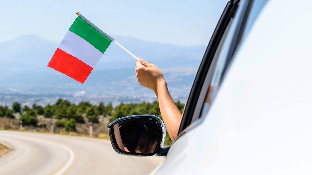 Governo, arriva l'auto di stato - fonte Corporate+ - autoruote4x4.com