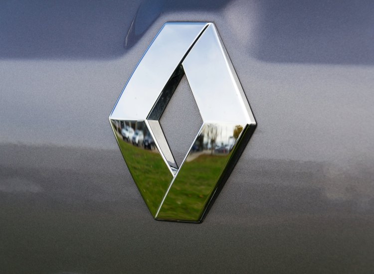 Il logo di Renault - fonte depositphotos.com - autoruote4x4.com