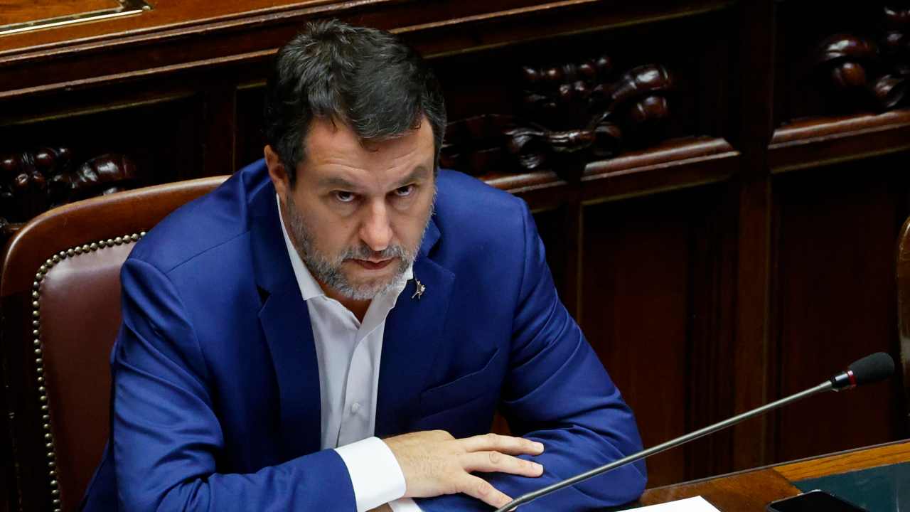 Il ministro dei trasporti Matteo Salvini - fonte Ansa Foto - autoruote4x4.com