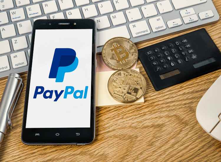 Scarica l'app di PayPal per pagare meno sul bollo - fonte depositphotos.com - autoruote4x4.com