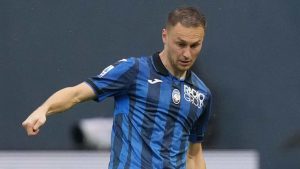 Teun Koopmeiners con la maglia dell'Atalanta - fonte Lapresse - autoruote4x4.com