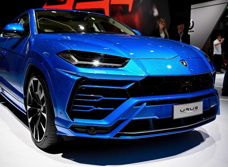 Una Lamborghini Urus come quella di Arnautovic - fonte Ansa Foto - autoruote4x4.com