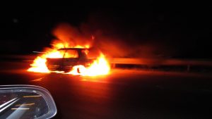 Un'auto può andare a fuoco?