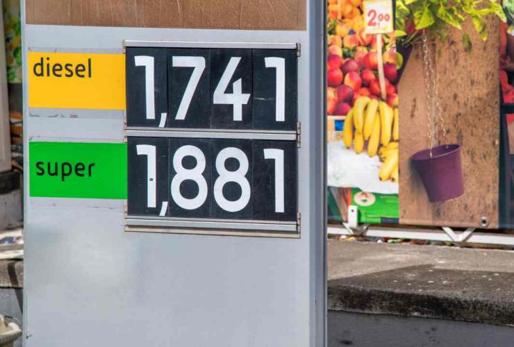 Come monitorare i prezzi della benzina